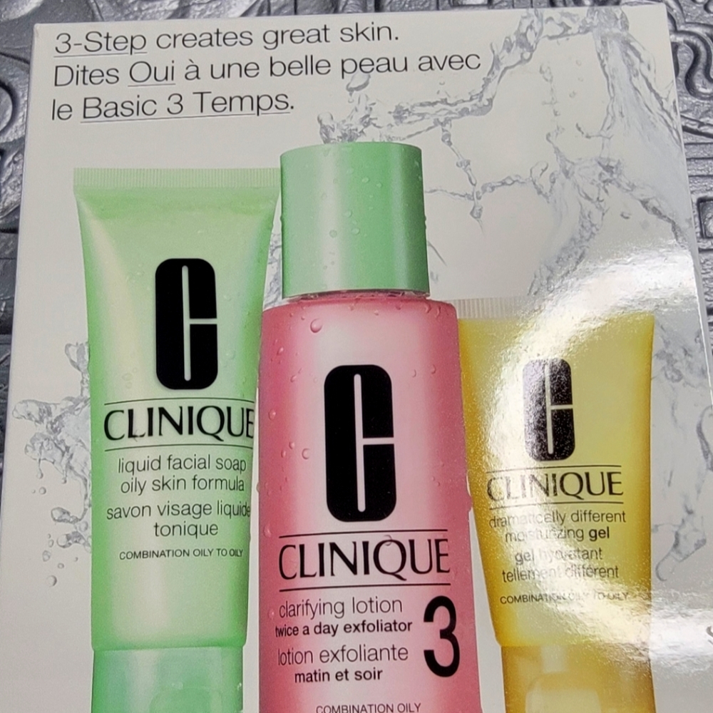 Skin Types: Combination Oily This kit includes everything you need to upgrade